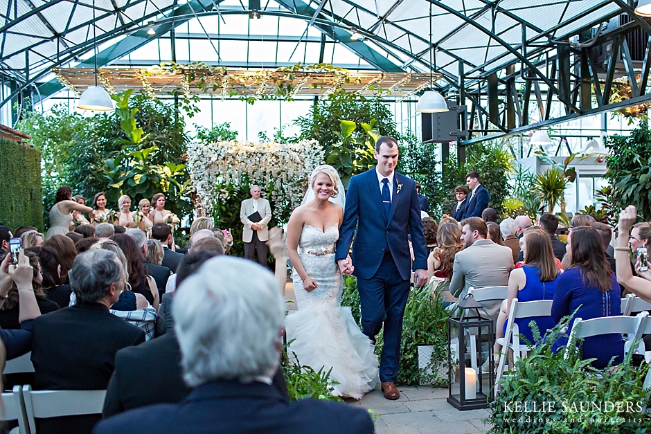 Planterra Wedding Pictures, Planterra Bride and groom