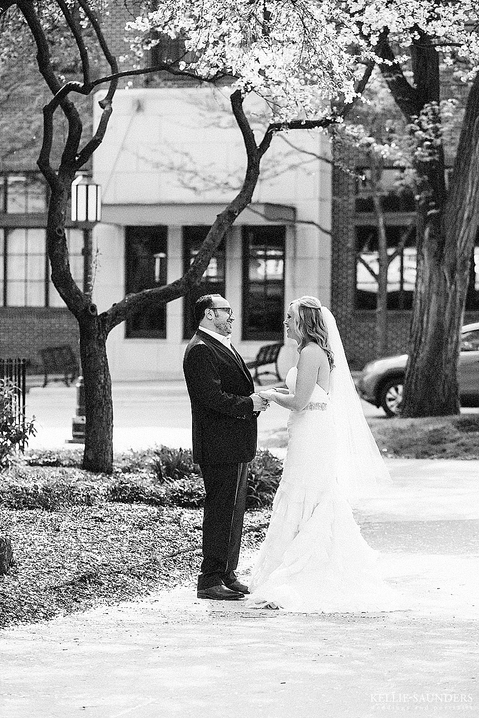 Wedding pictures in Birmingham, MI