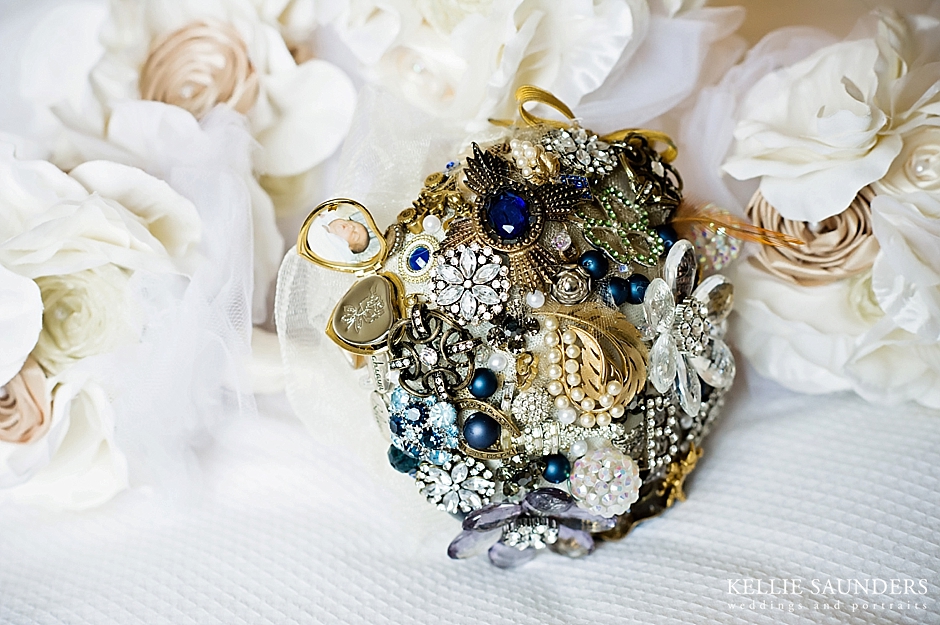 brooch bouquet