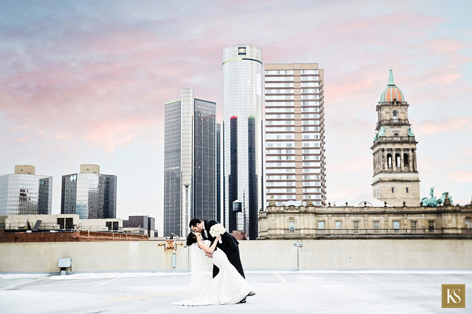 Detroit rooftop wedding photo