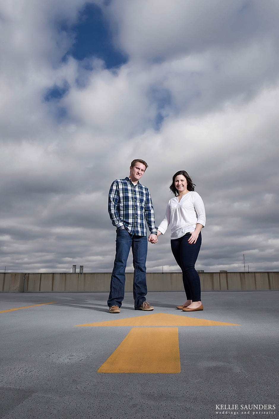 rooftop-detroit-engagement-pictures